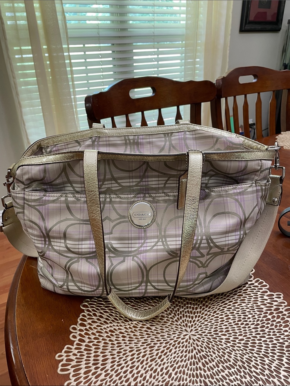 🌸COACH Cream and Lavender  Signature Tote Purse With Gold Trim